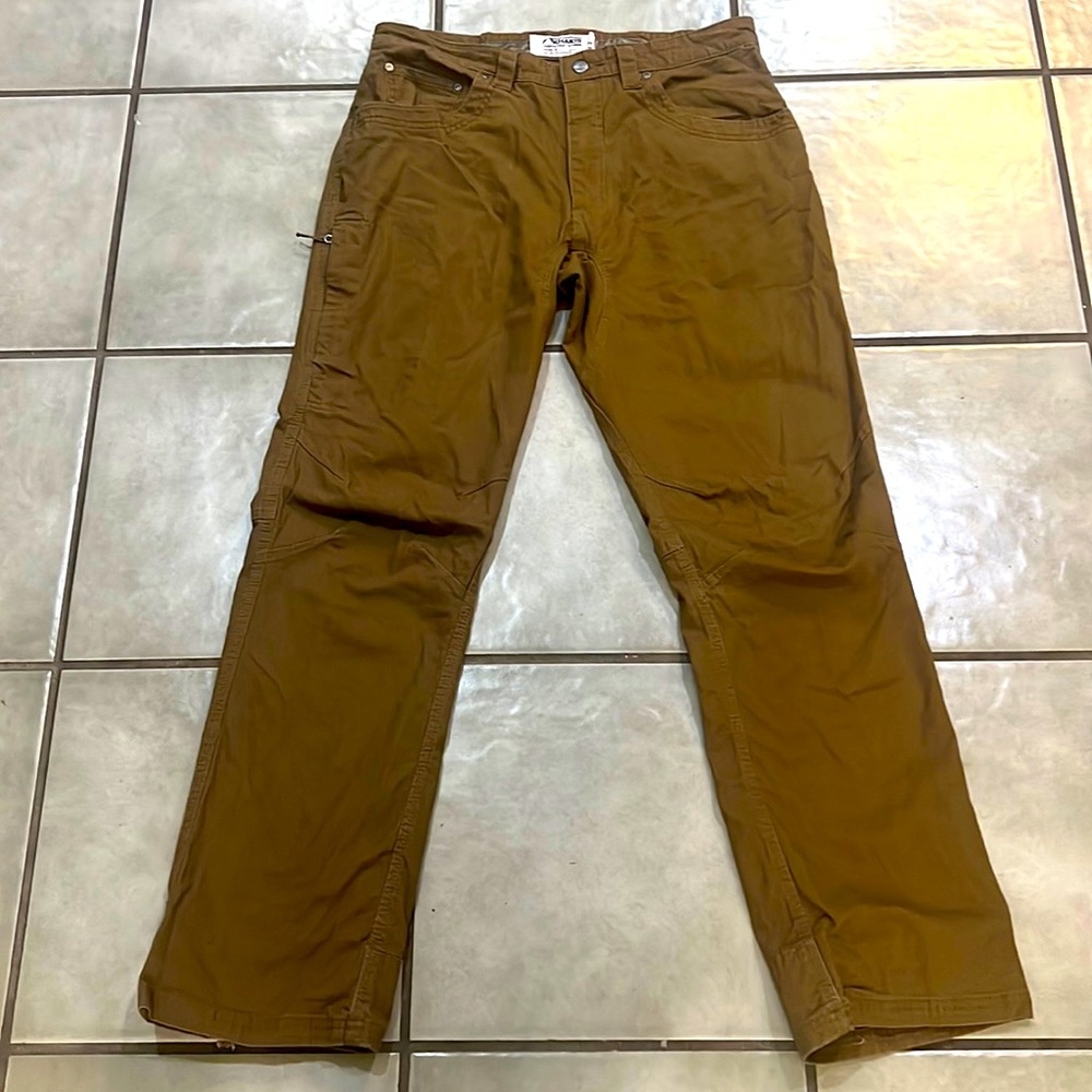 Mountain khaki camber 106 pant